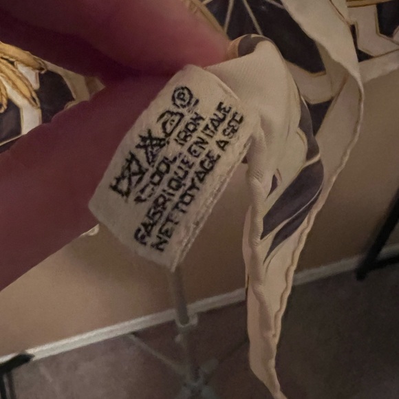 Authentic Chanel Italian silk scarf - Picture 2 of 2